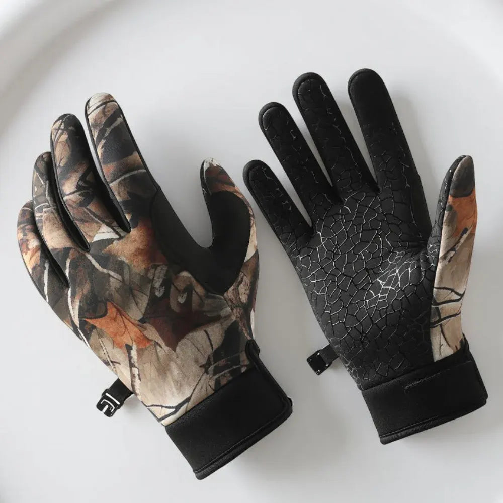 Touchscreen-Compatible Winter Gloves with Anti-Slip Grip for Outdoor Use