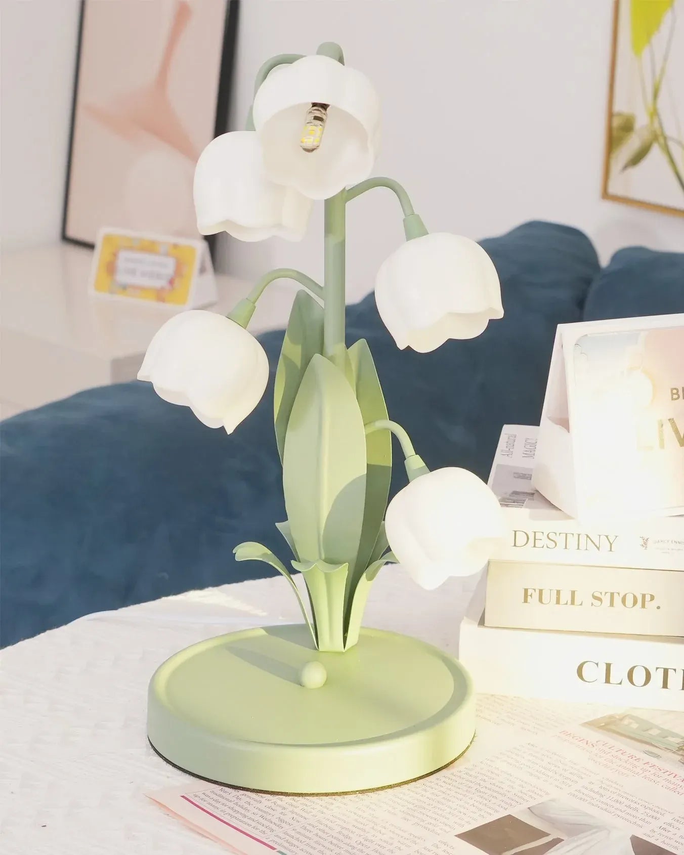 Bell Orchid Table Lamp | Elegant Floral Decorative Indoor Lighting