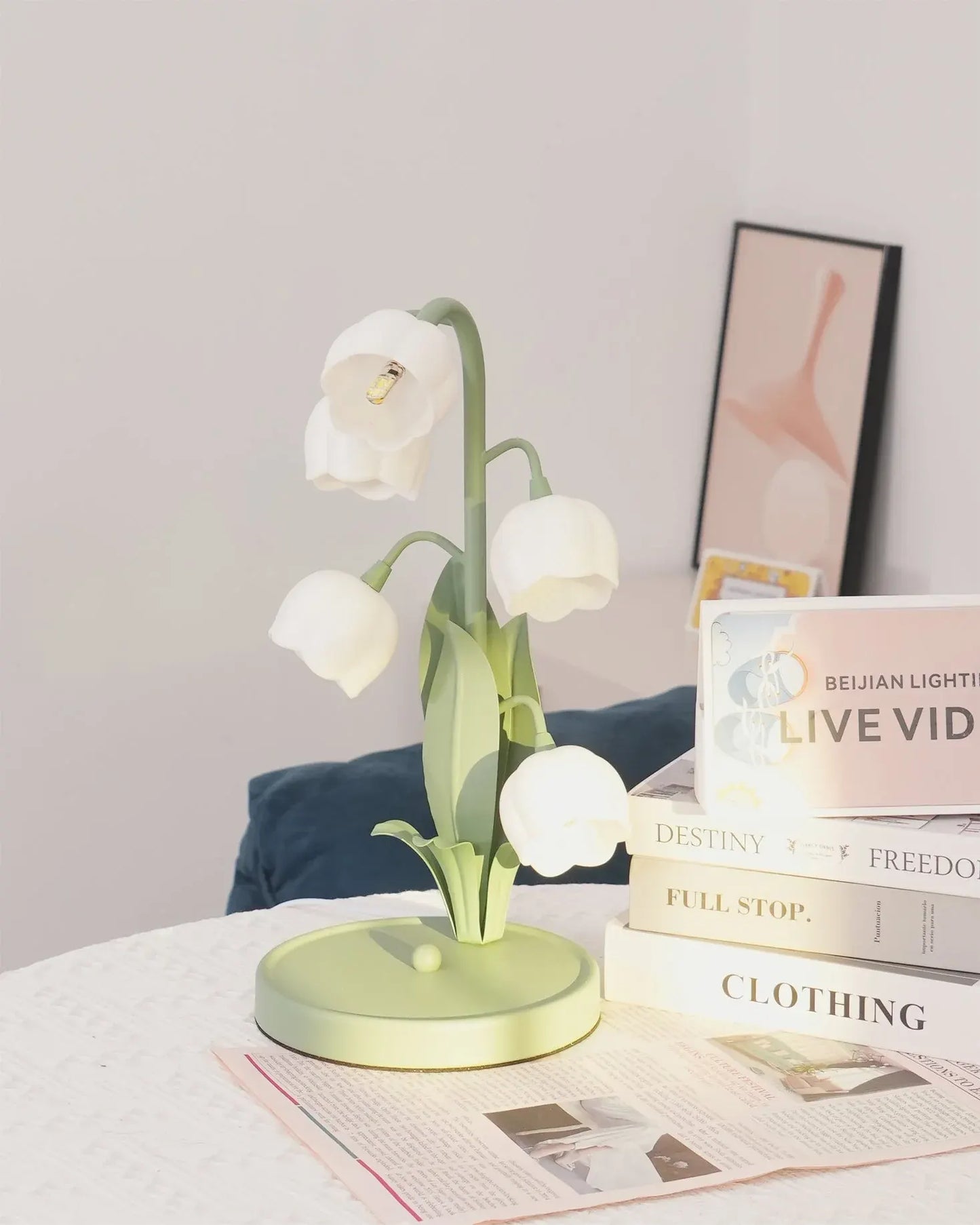 Bell Orchid Table Lamp | Elegant Floral Decorative Indoor Lighting