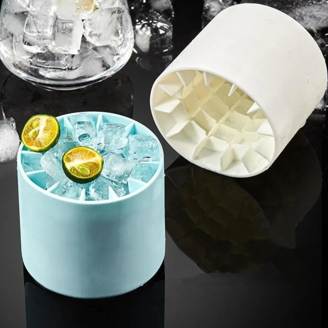 Compact Stackable Ice Cube Tray with Lid - Portable Maker