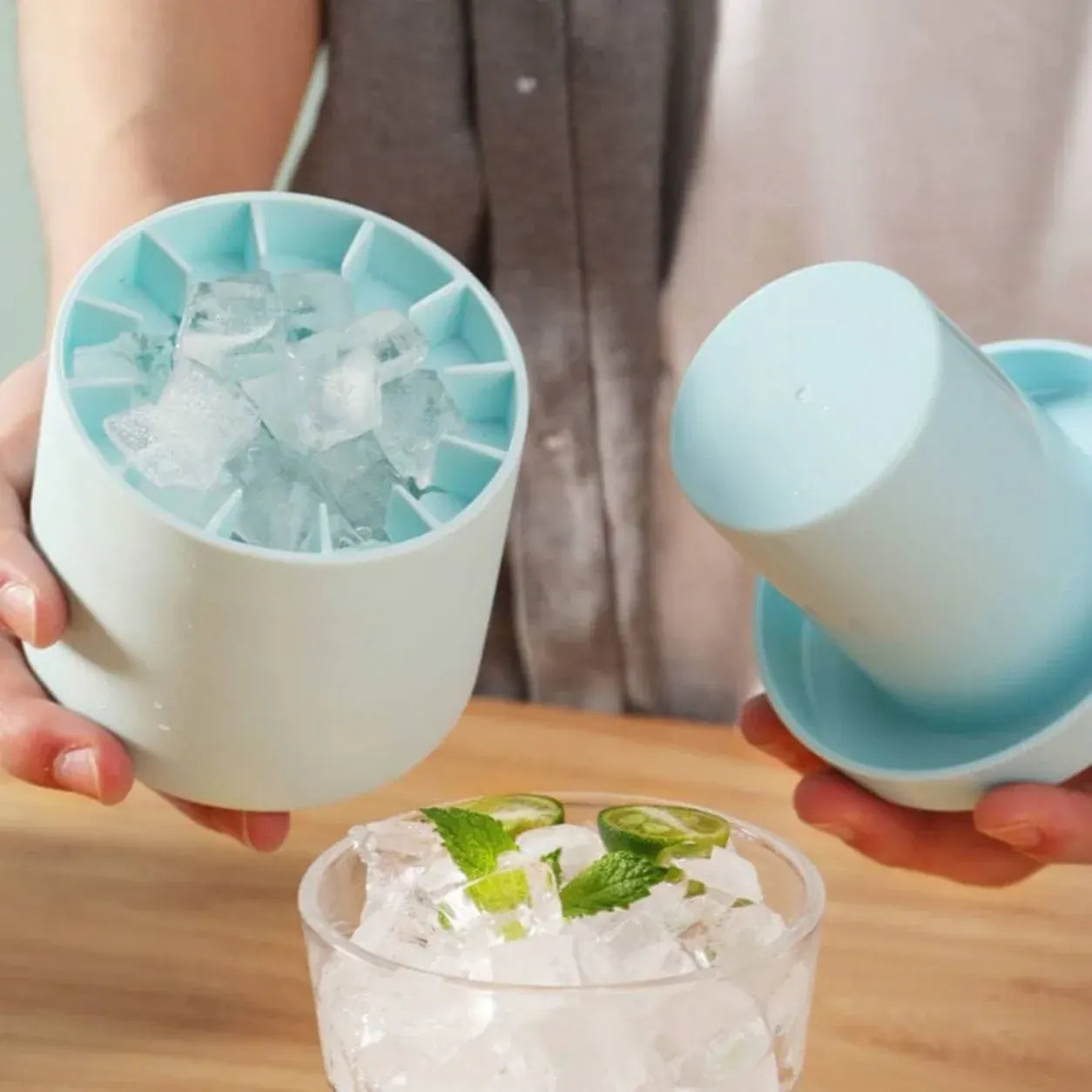 Compact Stackable Ice Cube Tray with Lid - Portable Maker