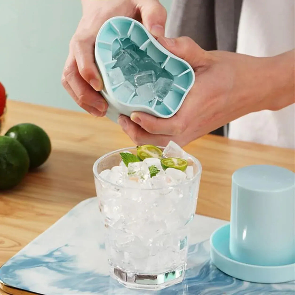 Compact Stackable Ice Cube Tray with Lid - Portable Maker