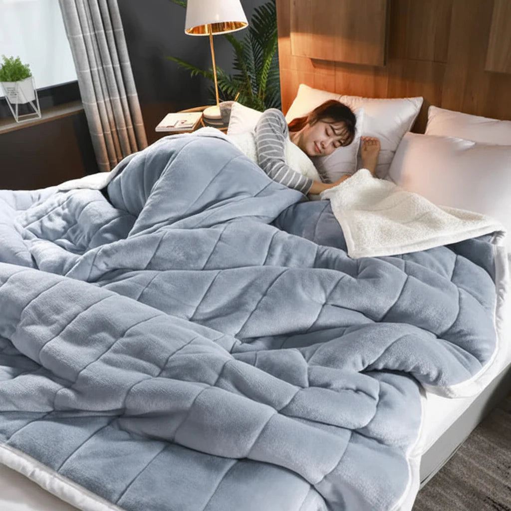 Cozy Flannel Fleece Throw Blanket - Warm Soft Cover for Sofa & Bed