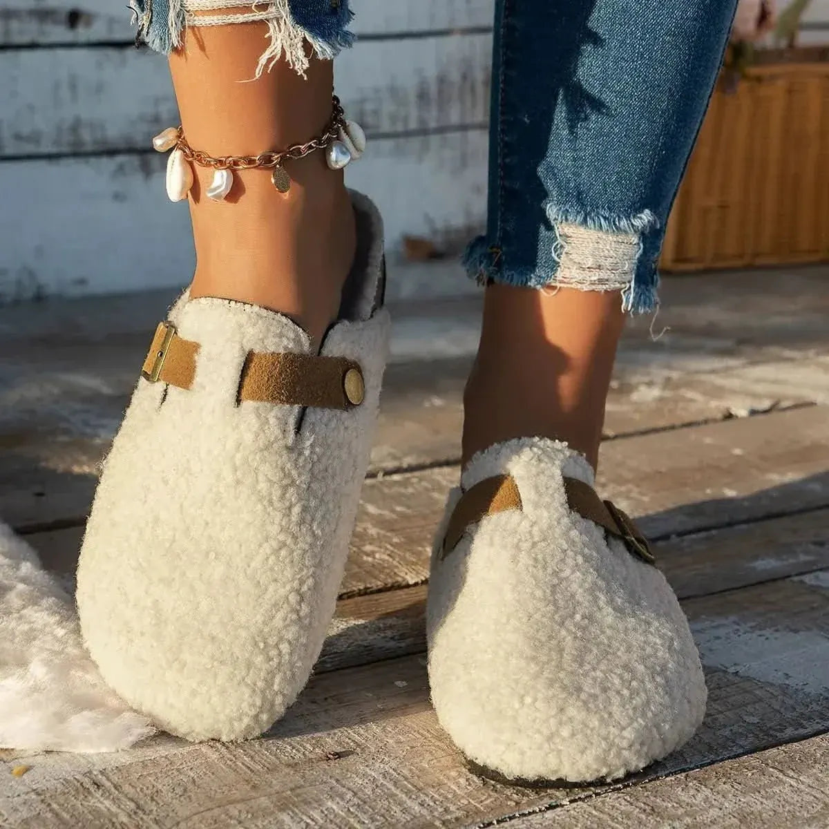 Cozy Women's Winter Slippers - Warm Indoor Footwear