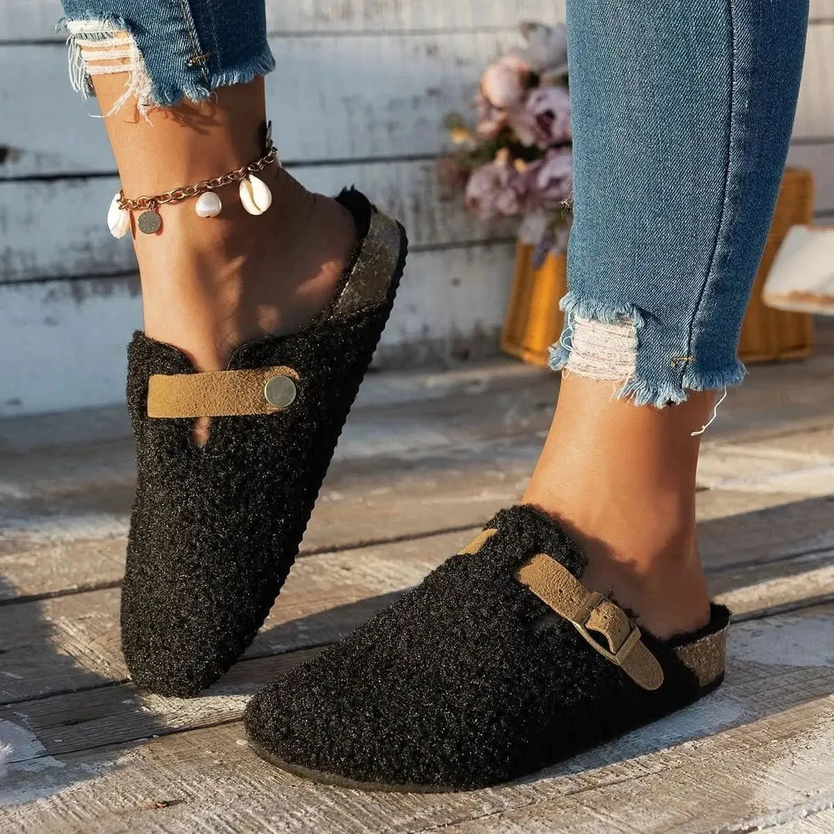 Cozy Women's Winter Slippers - Warm Indoor Footwear
