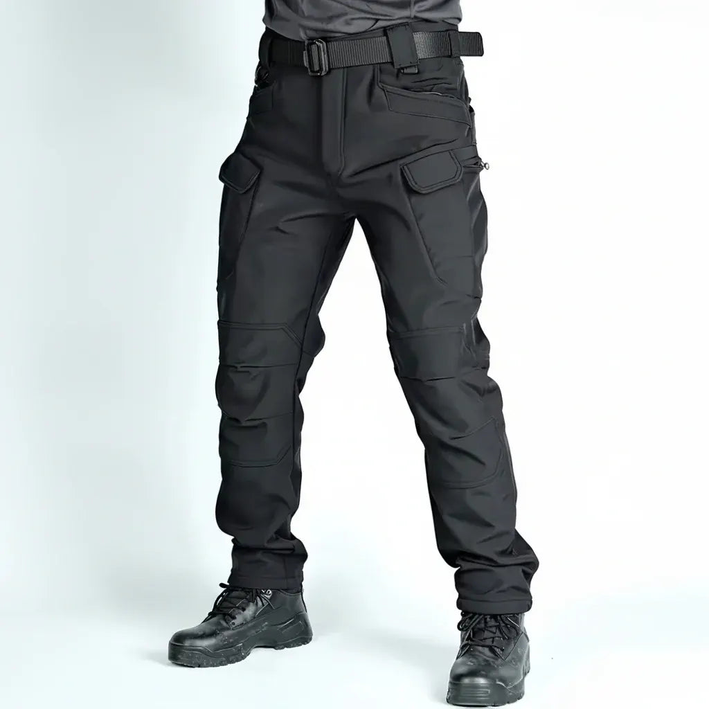 Fleece-Lined Tactical Cargo Pants with Multi-Pocket Design for Outdoor Wear