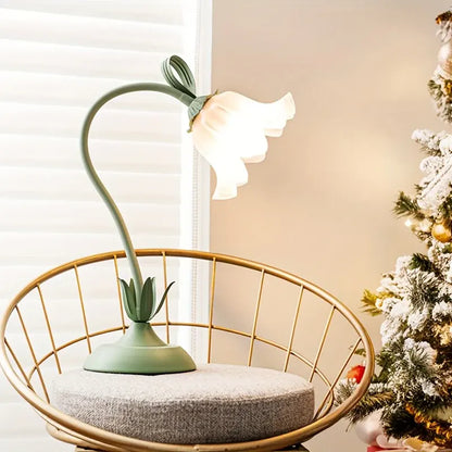 Floral Table Lamp with USB Charging Port