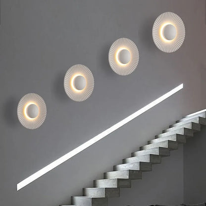 Hasna SunRay Sconce | Modern Metallic Sunburst Wall Light Design