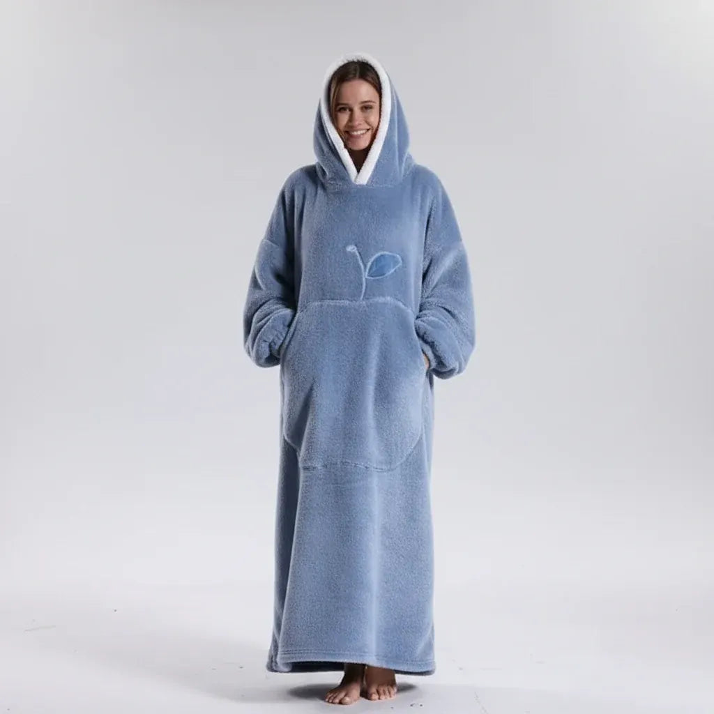 Hooded Wearable Fleece Blanket - Cozy Winter Throw with Sleeves
