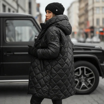 Lightweight Quilted Hooded Coat for Cold Weather - Warm & Stylish Fit