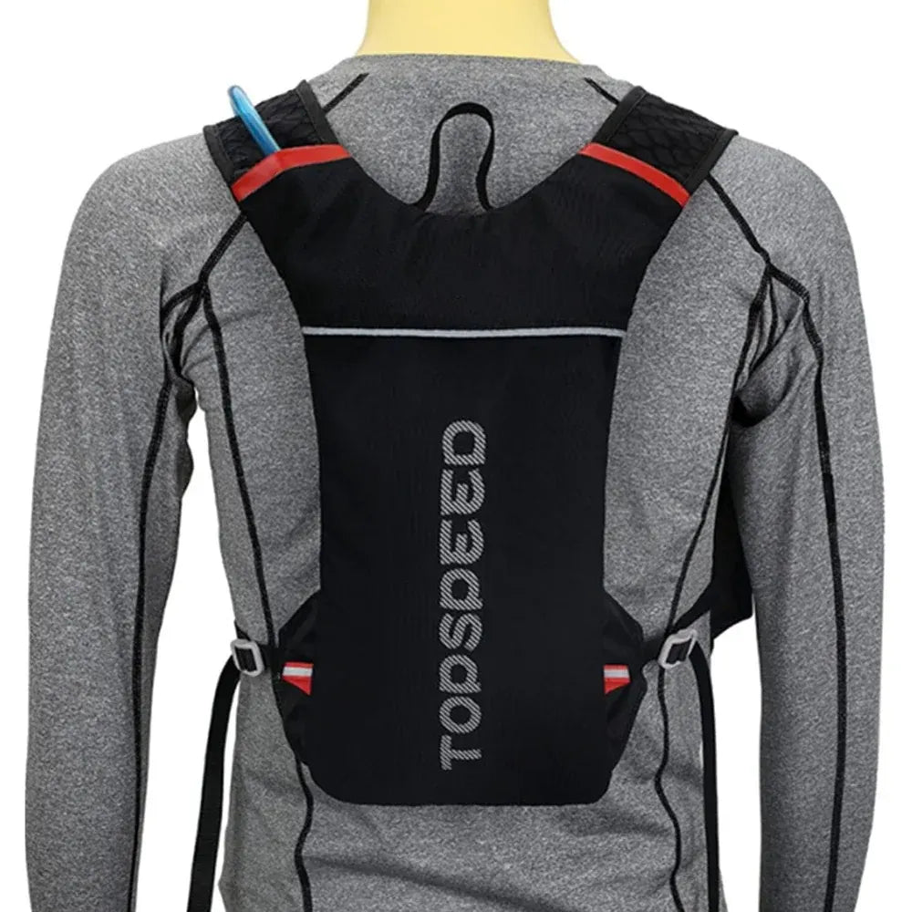 Lightweight Running Vest with Water Hydration Pack Design