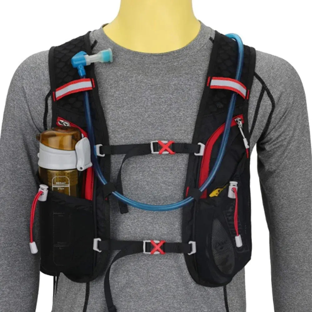 Lightweight Running Vest with Water Hydration Pack Design