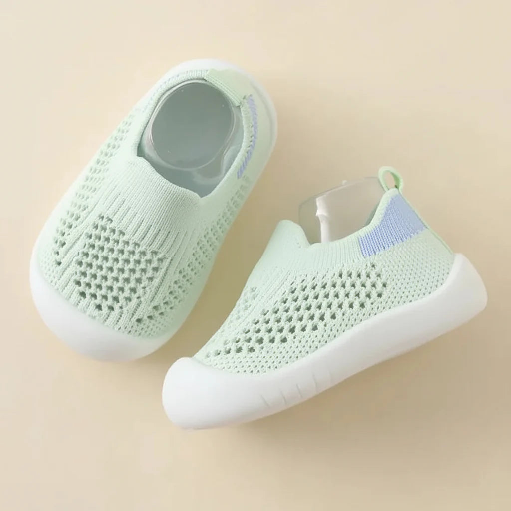 Lightweight Slip-On Kids Sneakers Breathable Mesh Non-Slip Shoes