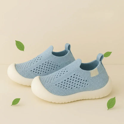 Lightweight Slip-On Kids Sneakers Breathable Mesh Non-Slip Shoes