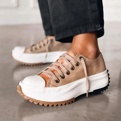 Lightweight Stylish Walking Shoes for Everyday Comfort