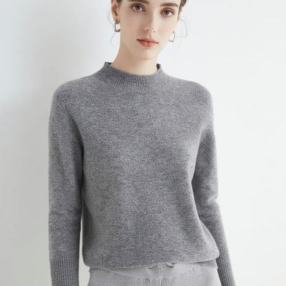 Lightweight Women's Pullover Sweater - Soft Knit Top for All Seasons
