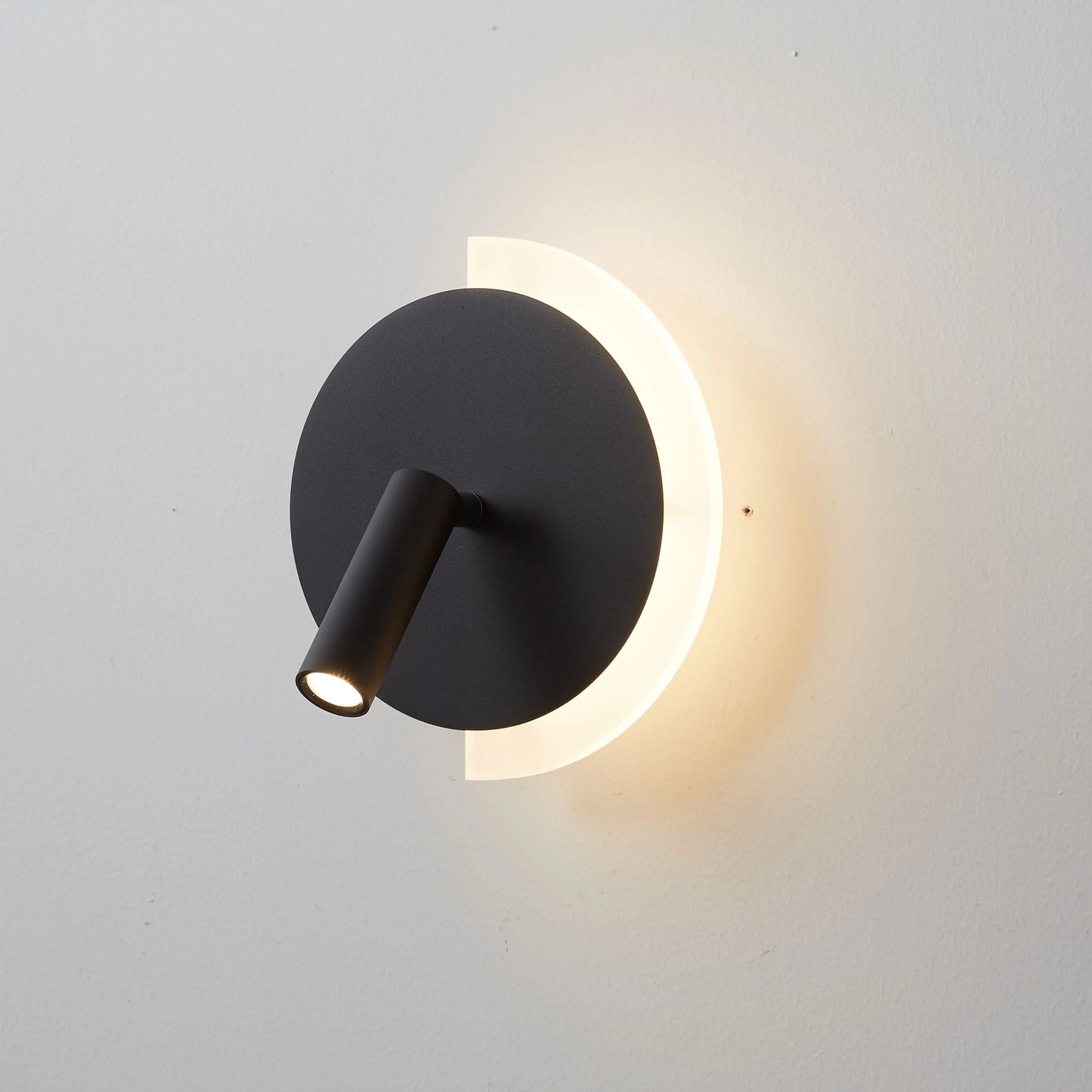 LunaSpot LED Wall Sconce | Contemporary Bedside Lighting Design