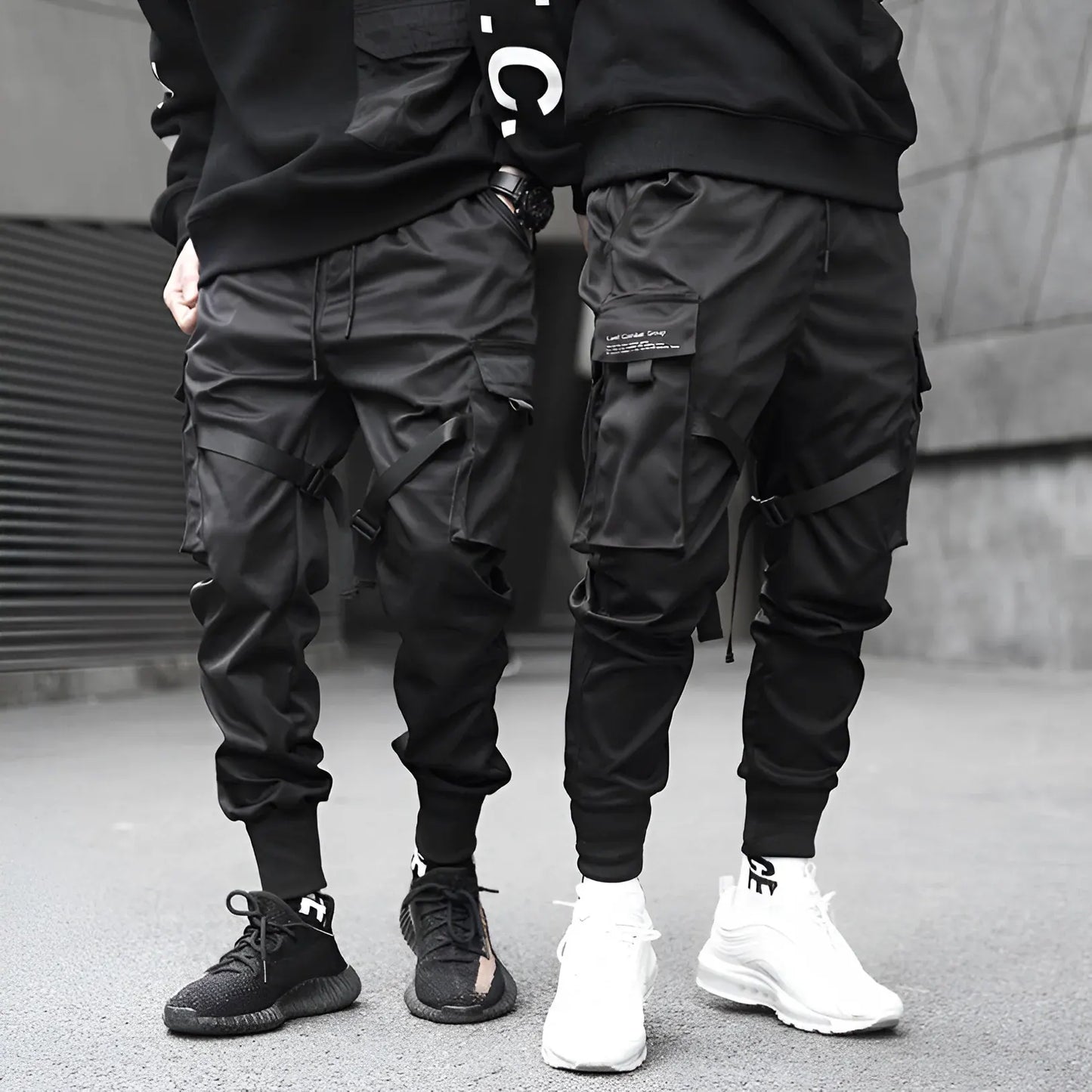 Men's Adjustable Cargo Trousers with Reinforced Straps – Black Urban Style
