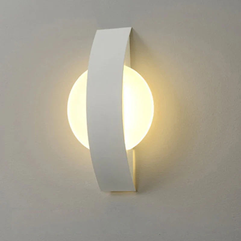Minimalist Acrylic Wall-Mounted Ambient Light Fixture