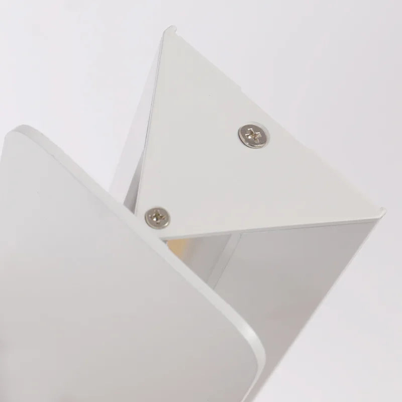 Minimalist Aluminum Swing Arm LED Wall Sconce with Modern Design