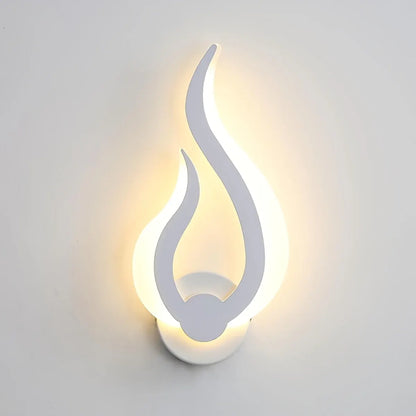Modern Flame-Effect LED Sconce | 10W Warm White Wall Light