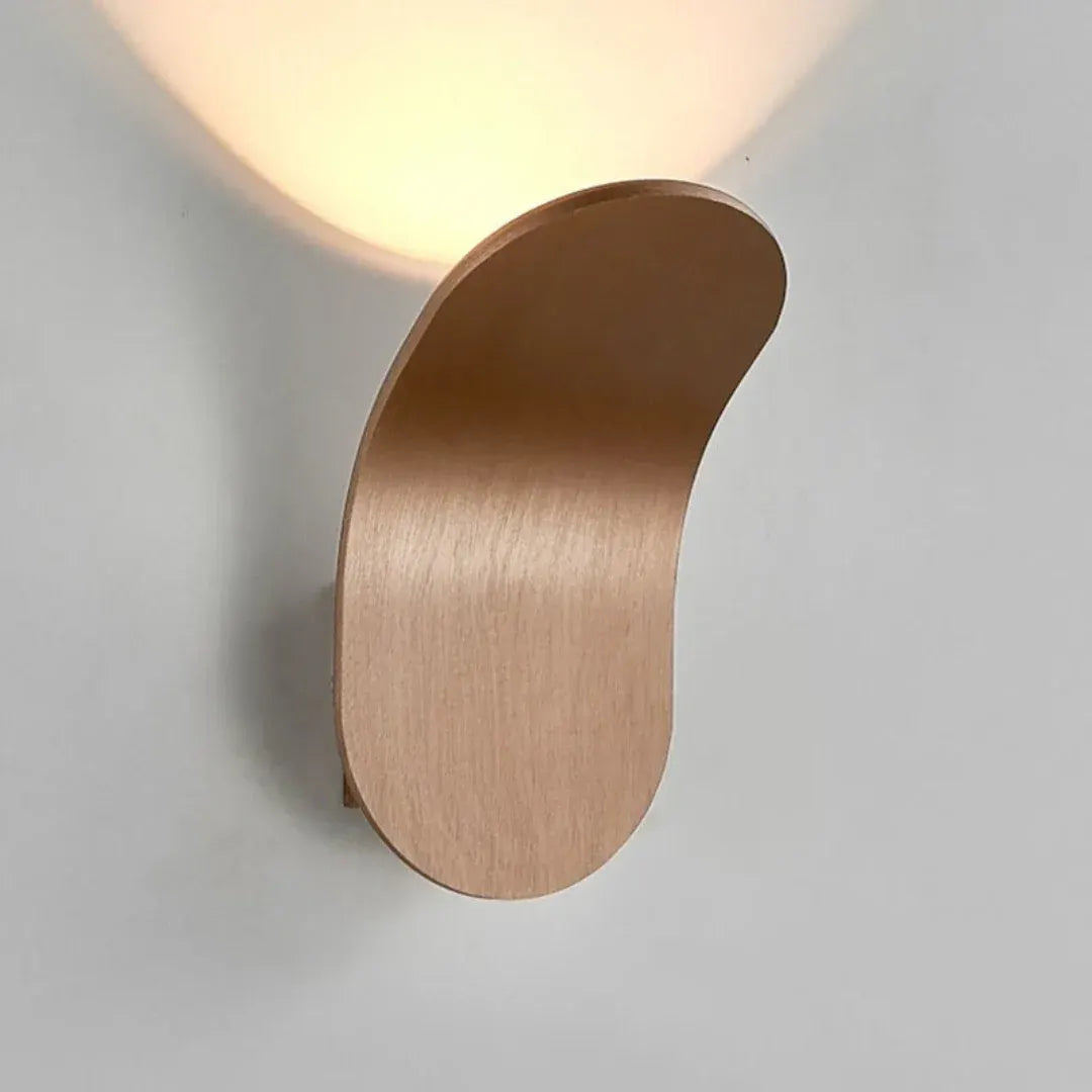 Nordic Minimalist LED Wall Sconce with Modern Design
