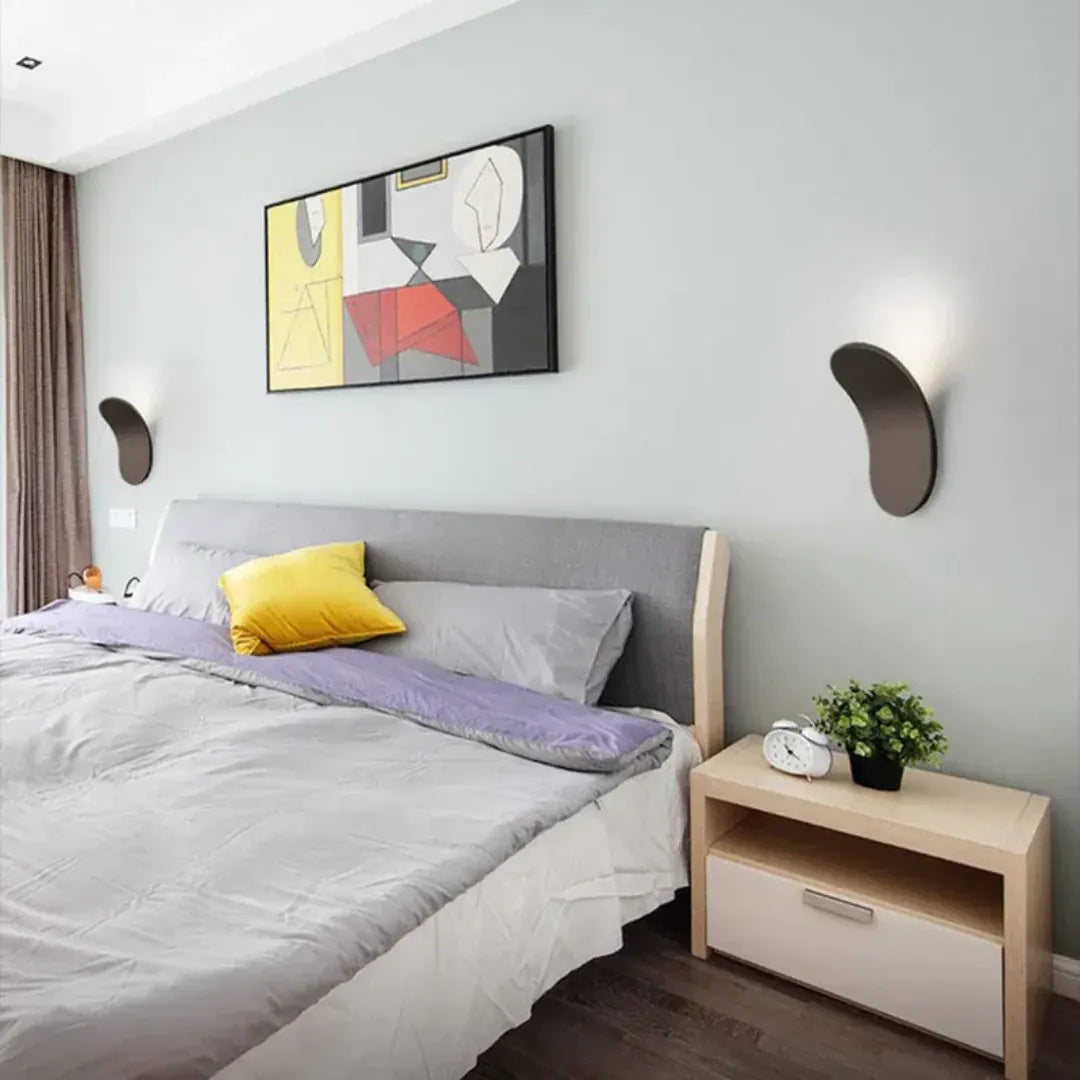 Nordic Minimalist LED Wall Sconce with Modern Design