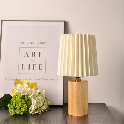 Nordic Wood Base Pleated Medieval-Style Table Lamp