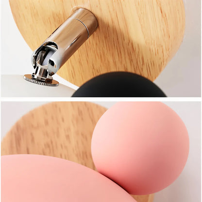 Playful Modern Wall Lamp with Flash Mouse Design