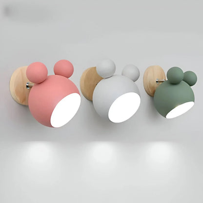Playful Modern Wall Lamp with Flash Mouse Design