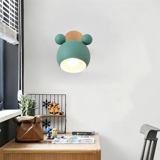 Playful Modern Wall Lamp with Flash Mouse Design