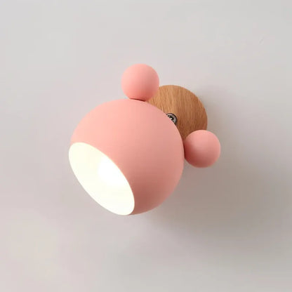 Playful Modern Wall Lamp with Flash Mouse Design