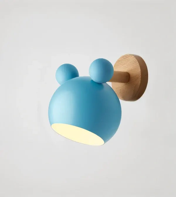 Playful Modern Wall Lamp with Flash Mouse Design