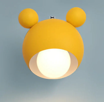 Playful Modern Wall Lamp with Flash Mouse Design