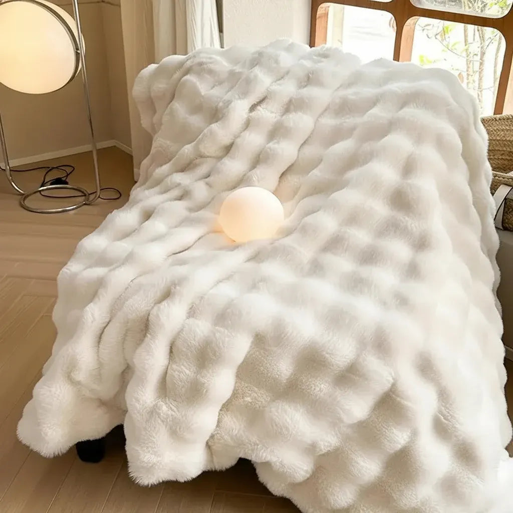 Plush Faux Fur Throw Blanket - Soft Cozy Sofa & Bed Cover
