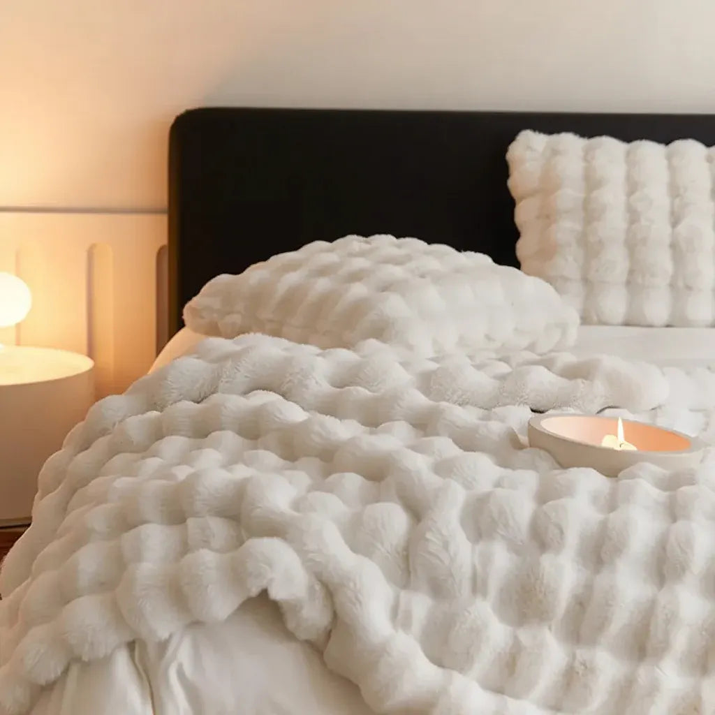 Plush Faux Fur Throw Blanket - Soft Cozy Sofa & Bed Cover