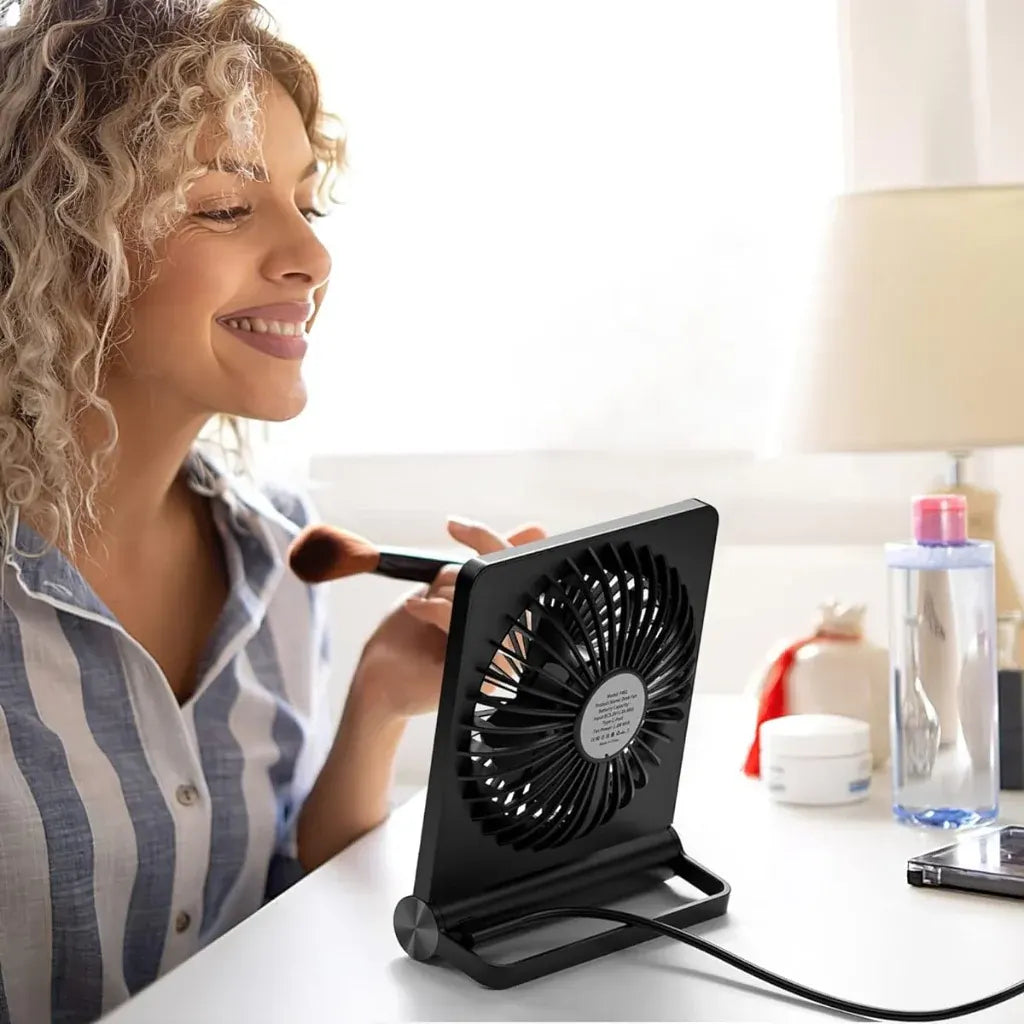 Portable Foldable USB Desktop Clip Fan with Compact Cooling Design