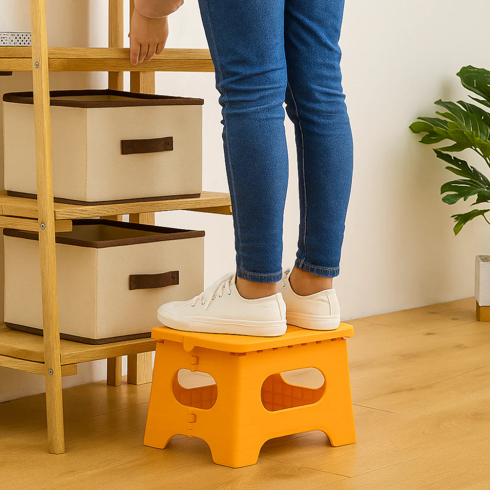 Portable Plastic Folding Step Stool for Home Use
