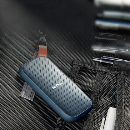 Portable SSD External Hard Drive with Fast-Charging Power Bank Battery