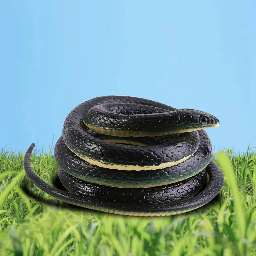 Realistic Snake Prop Indoor Halloween Display Decoration