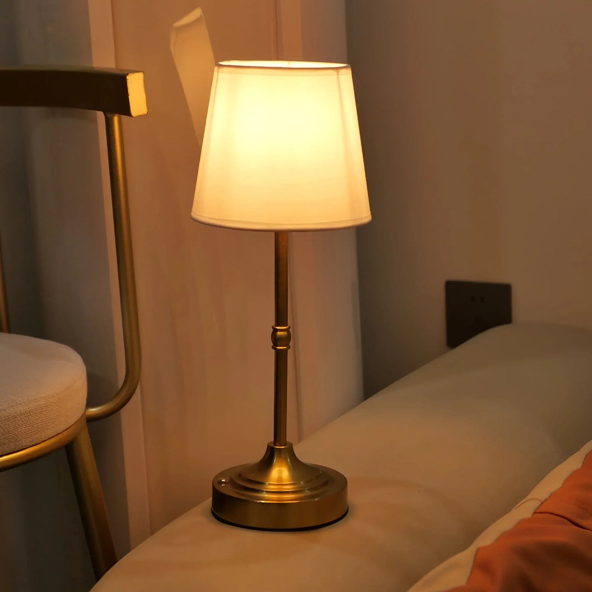 Rechargeable Cordless Table Lamp with Dimmable USB Charging