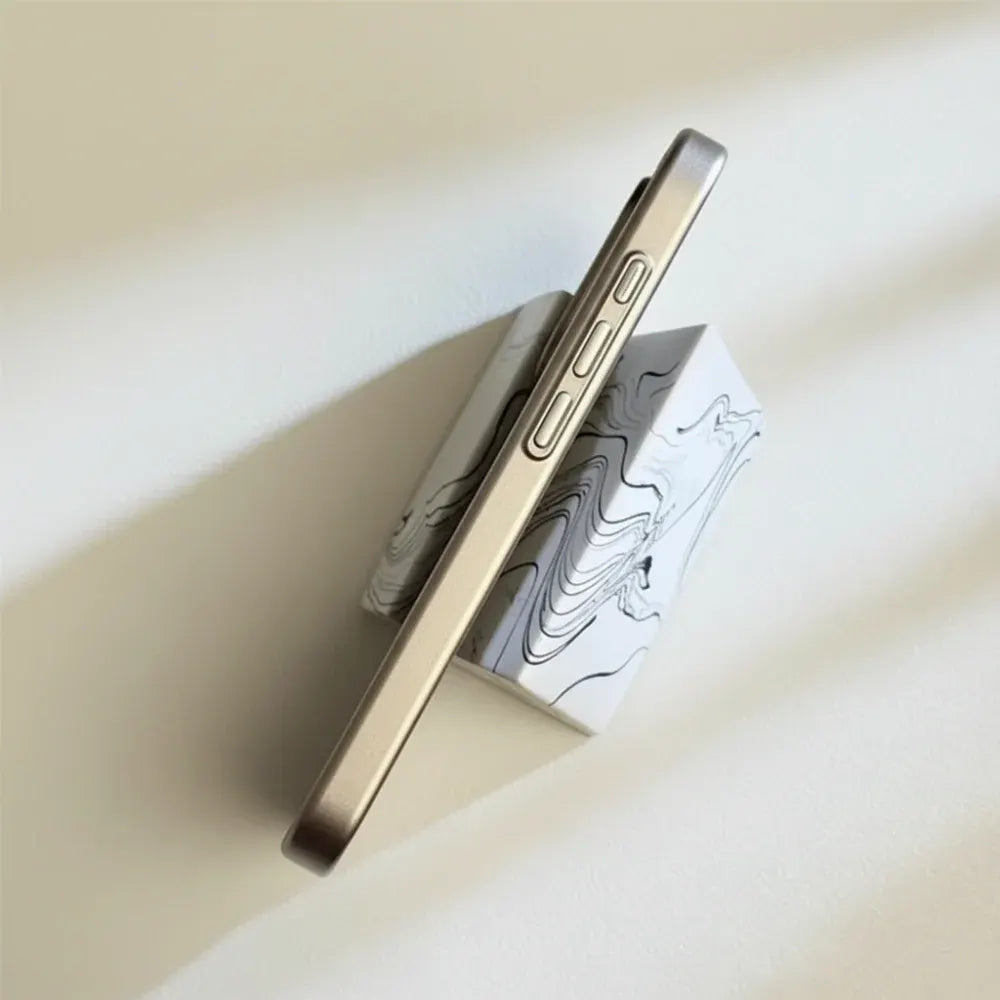 Ribbed Hard Shell Protective iPhone Cover Design