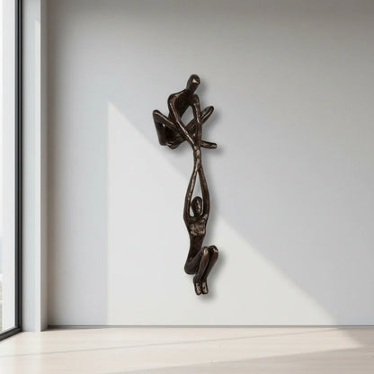 Romantic Couple Resin Sculpture Wall Decor