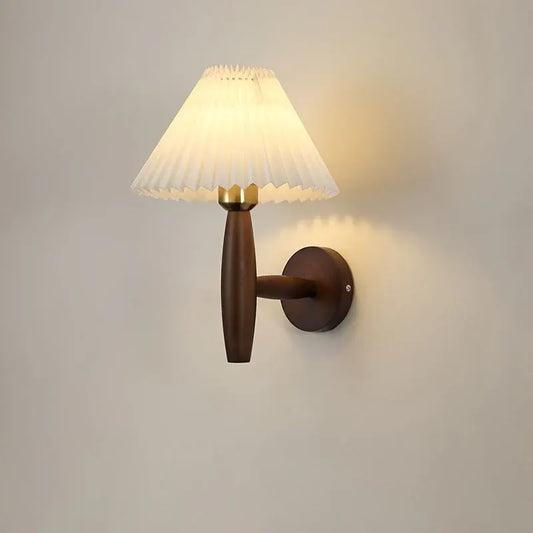 Rustic Wood Wall Sconce – Nordic-Style Bedside Lamp with Pleated Fabric Shade