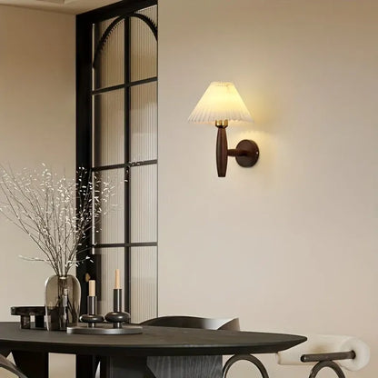 Rustic Wood Wall Sconce – Nordic-Style Bedside Lamp with Pleated Fabric Shade