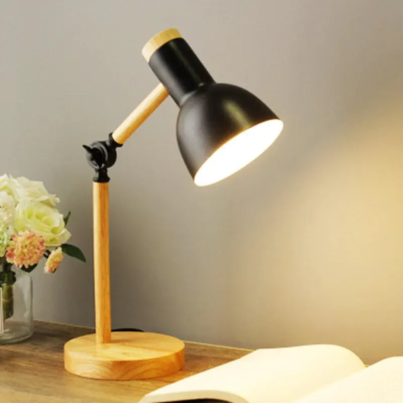 Scandinavian Wood LED Desk Light | Minimalist Nordic Design Lamp