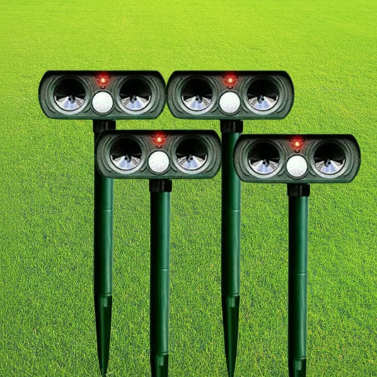 Solar-Powered Outdoor Animal Deterrent Light with Pest Repellent Function