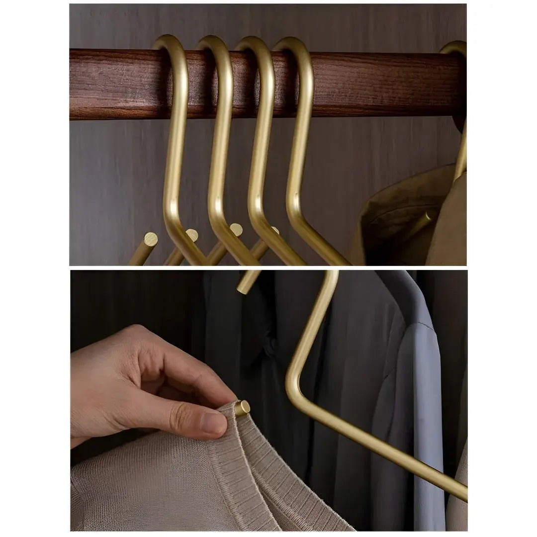 Space-Saving Heavy Duty Clothing Hanger Set for Women's Wardrobe Organization