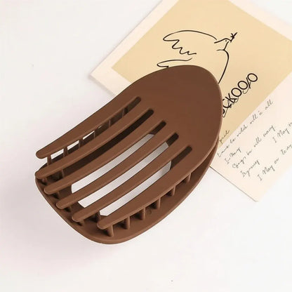 Strong Hold Plastic Claw Clip for Thick Hair - Stylish Styling Accessory