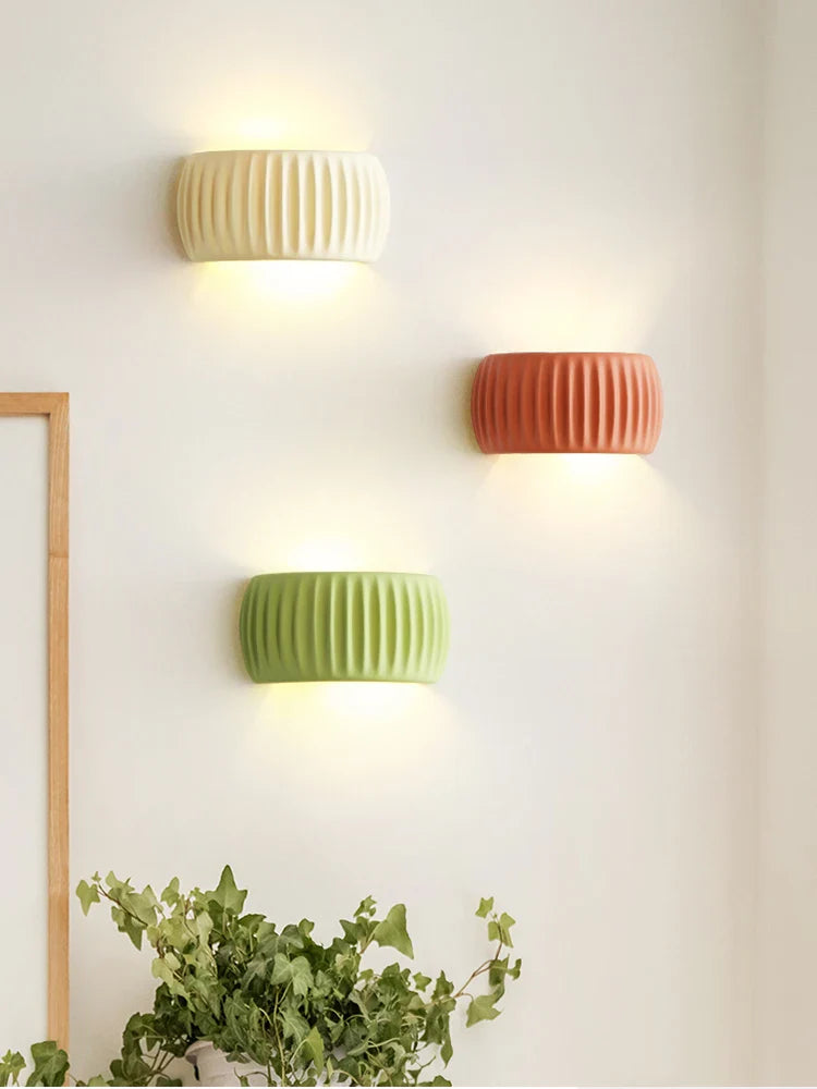 Textured Modern French Resin Wall Sconce Lamp